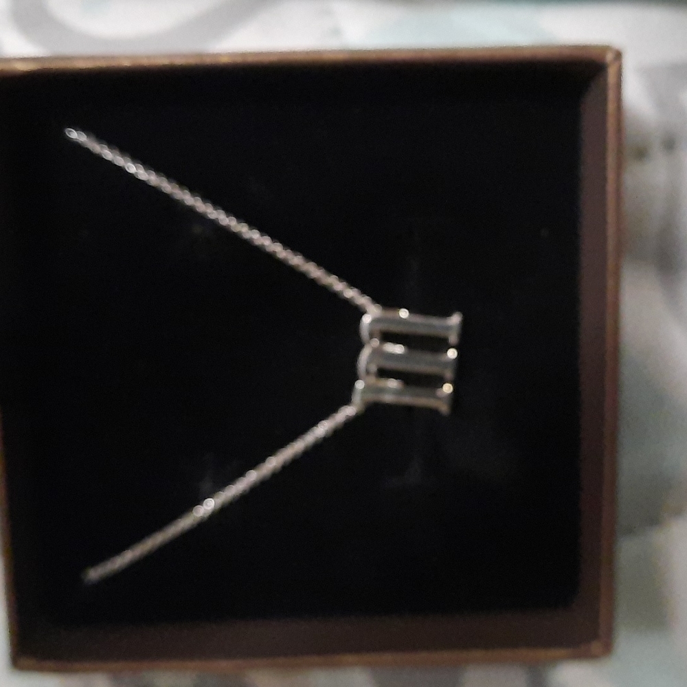 925 silver inital m necklace